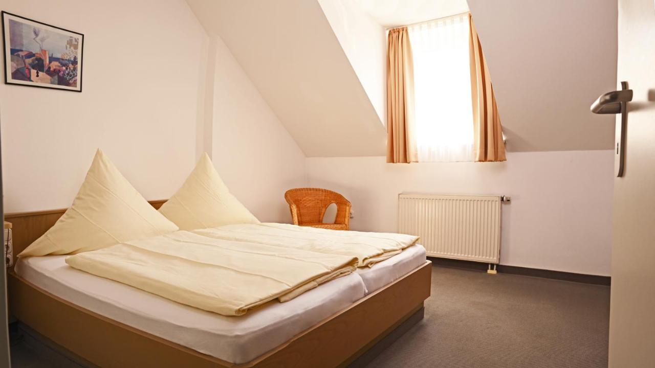 Hotel Zum Alten Wirt Langenbach  Exterior photo